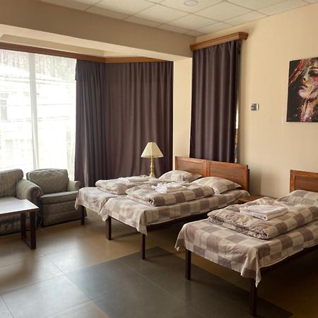 Downtown B&B Vanadzor Bagian luar foto
