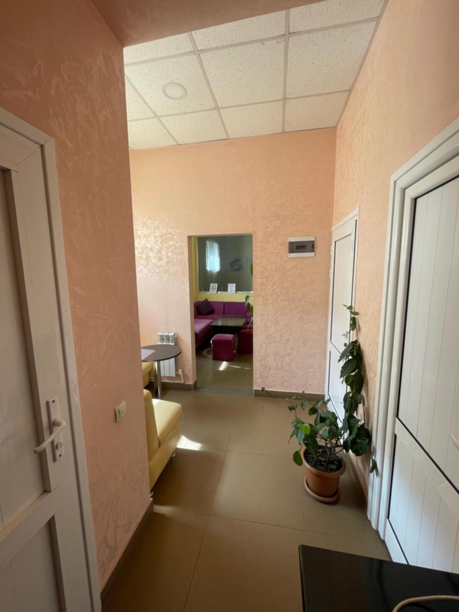 Downtown B&B Vanadzor Bagian luar foto