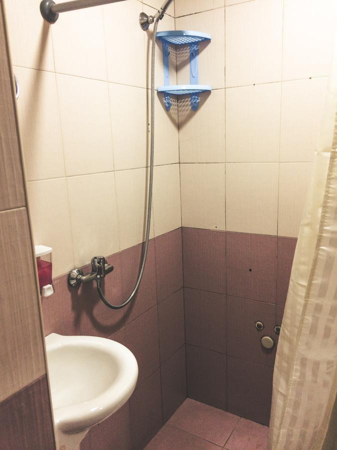 Downtown B&B Vanadzor Bagian luar foto