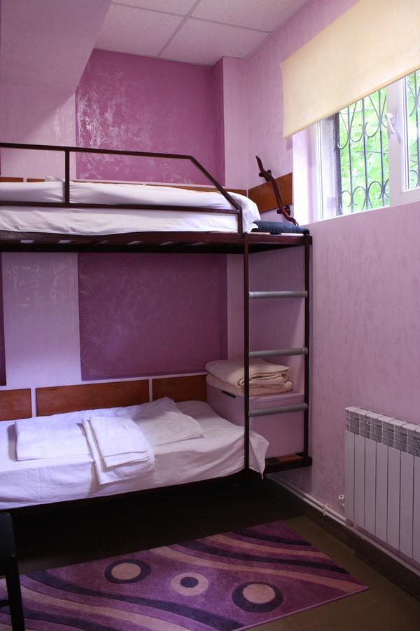 Downtown B&B Vanadzor Bagian luar foto