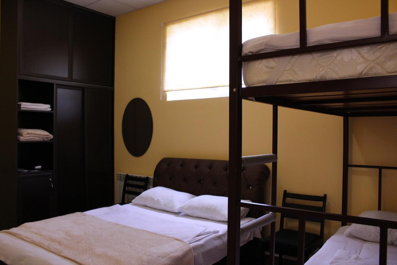 Downtown B&B Vanadzor Bagian luar foto