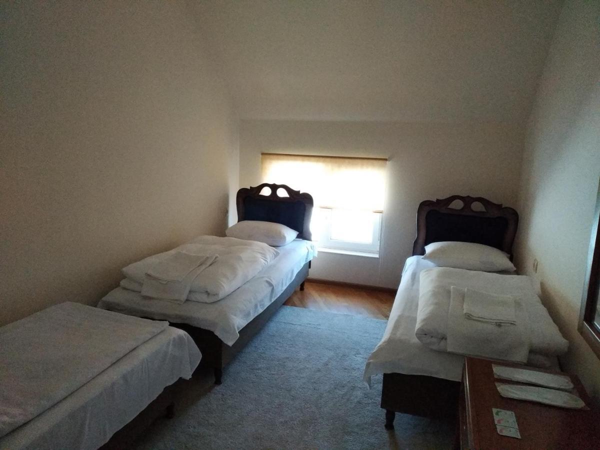 Downtown B&B Vanadzor Bagian luar foto